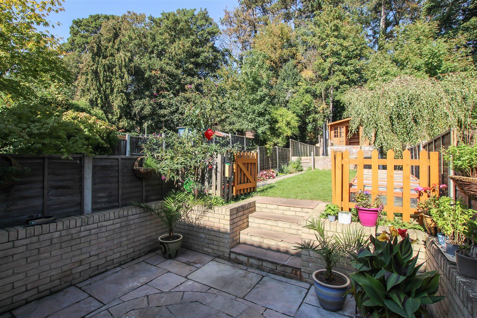 Copperfield Gardens, Brentwood Keith Ashton